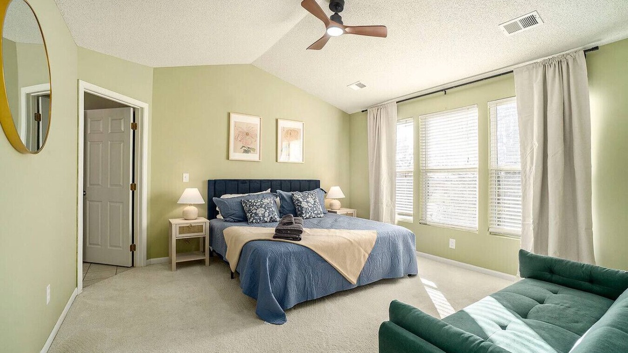 Photo of Bedroom in Olathe