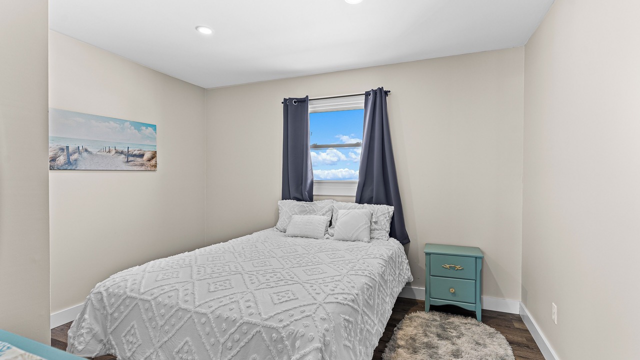 Photo of Bedroom in Miminegash