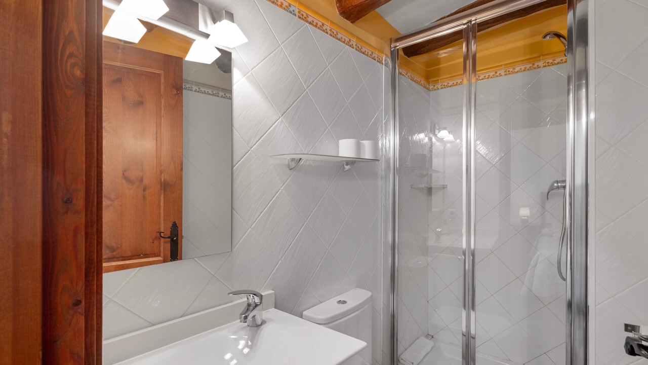 Photo of Bathroom in Sagas