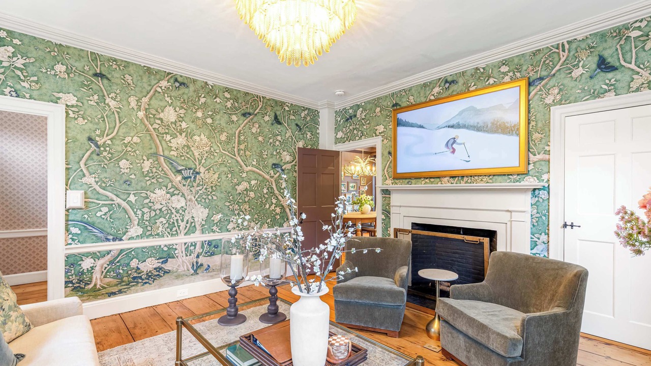 Photo of Livingroom in Newport