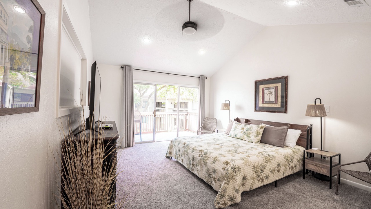 Photo of Bedroom in Walden on Lake Conroe