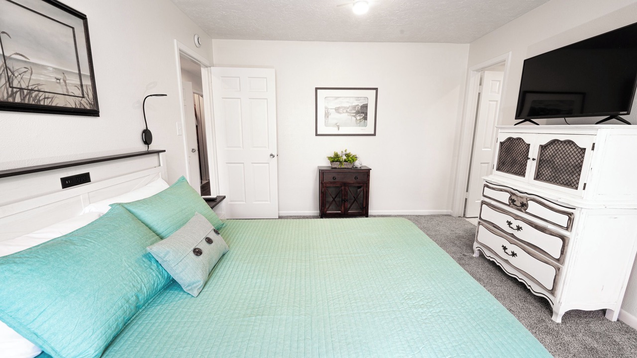 Photo of Bedroom in Walden on Lake Conroe