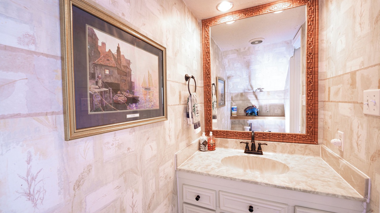 Photo of Bathroom in Walden on Lake Conroe