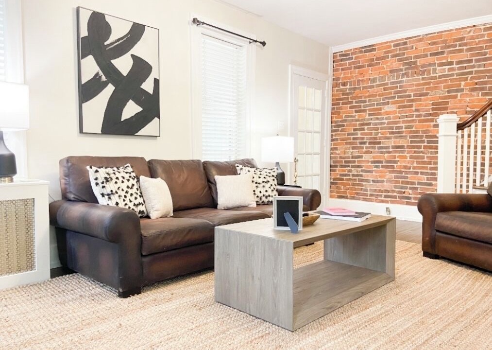 Photo of Livingroom in West Reading