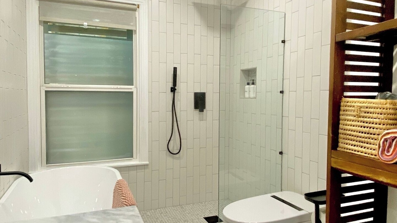 Photo of Bathroom in Govalle