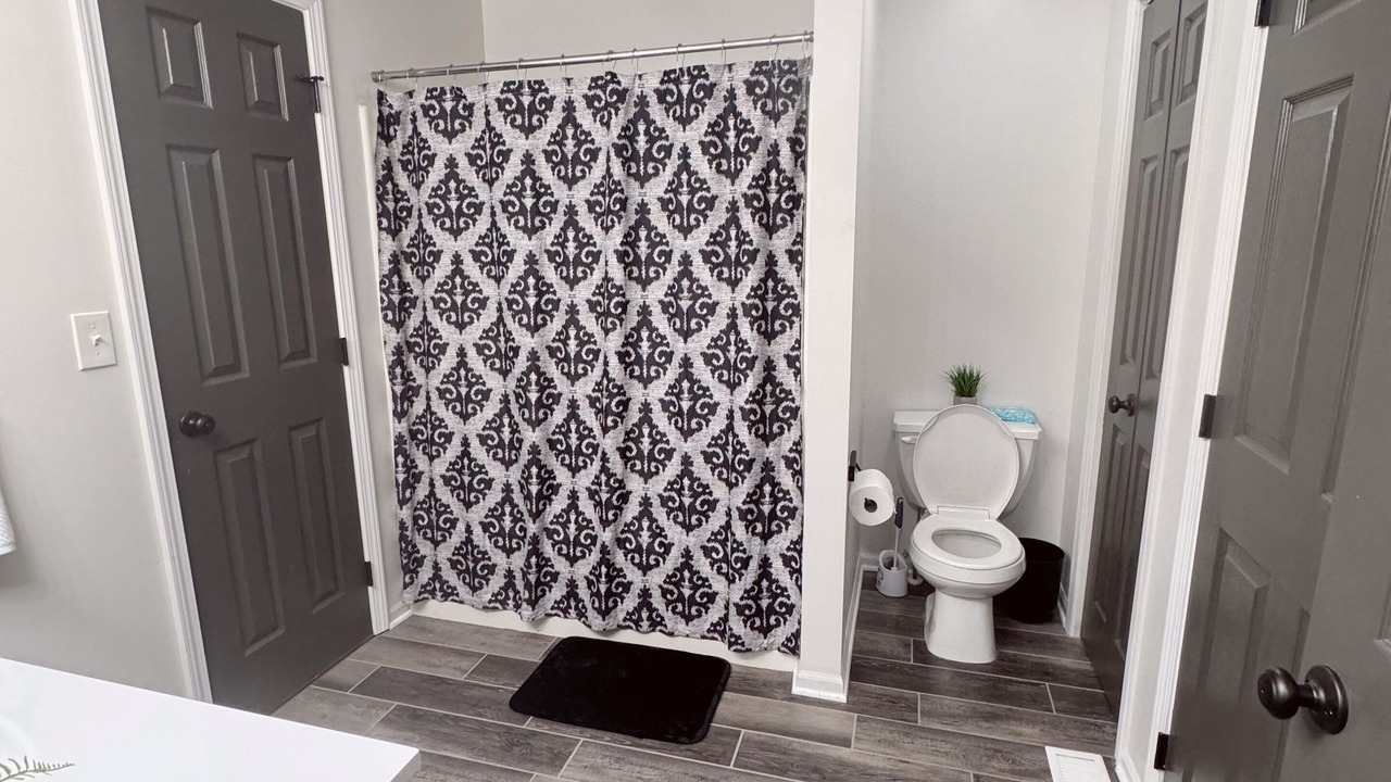 Photo of Bathroom in Lee's Summit