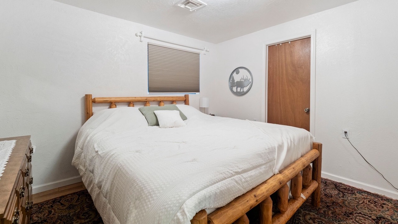 Photo of Bedroom in Pinetop-Lakeside