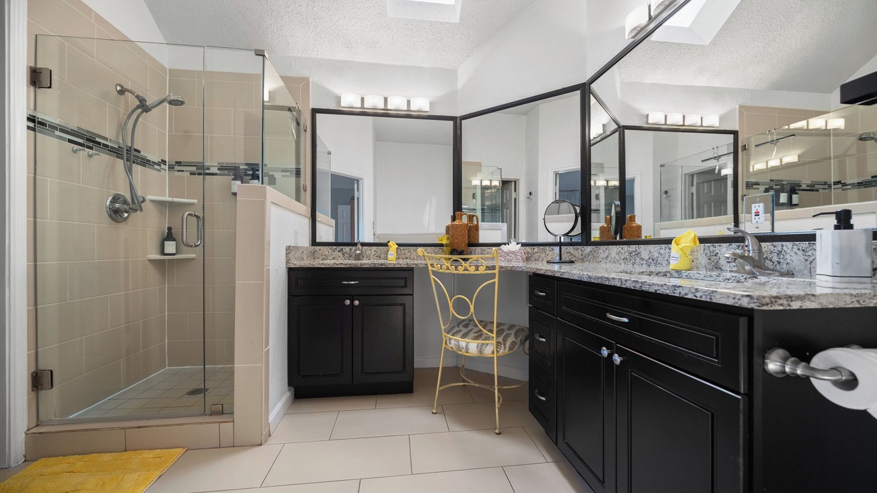 Photo of Bathroom in Original Town