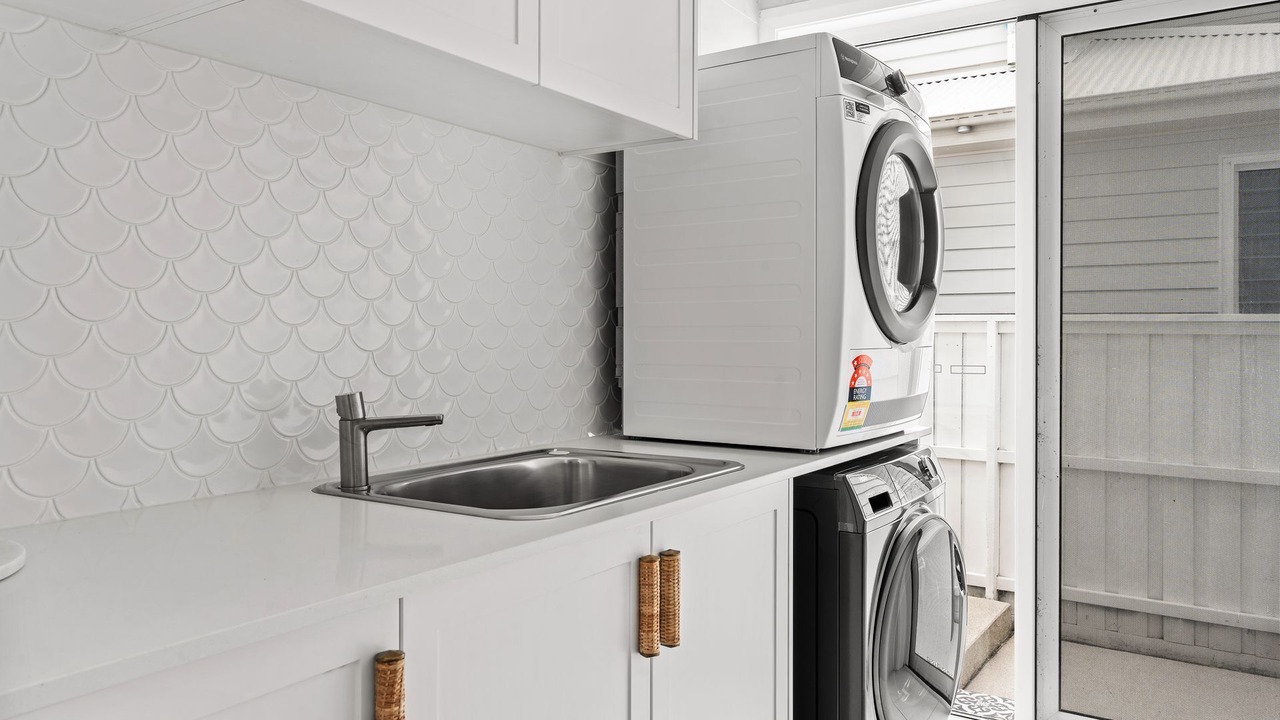 Photo of Others in Catherine Hill Bay