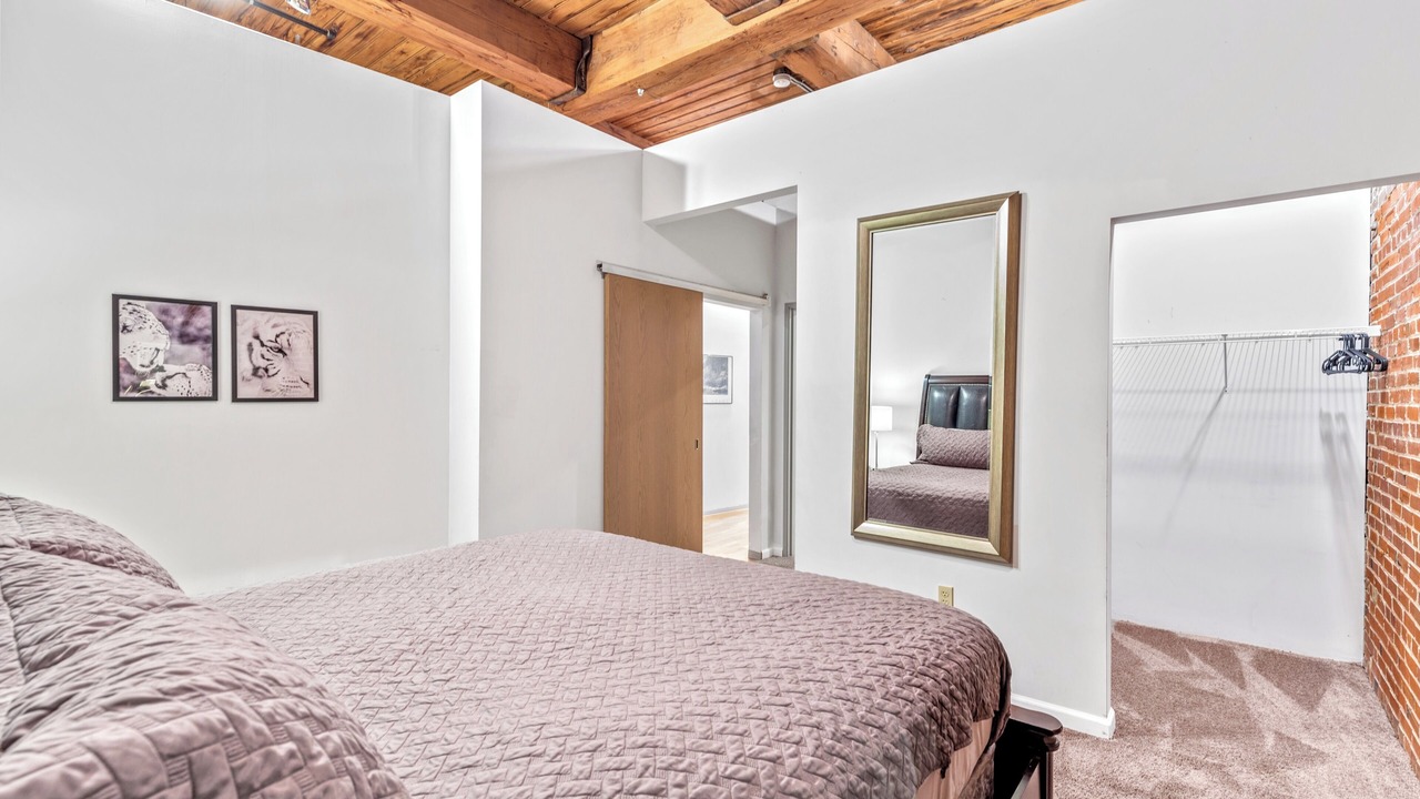 Photo of Bedroom in Downtown West