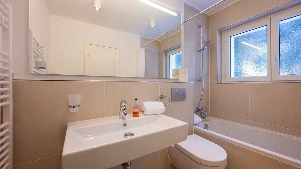Photo of Bathroom in Davos-Dorf