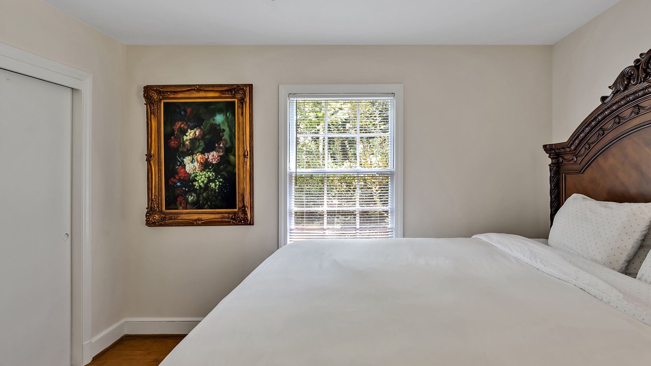Photo of Bedroom in Chapel Hill