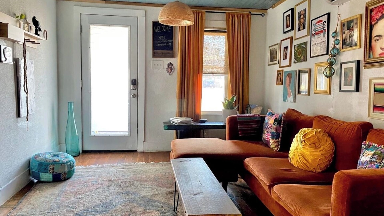 Photo of Livingroom in Govalle