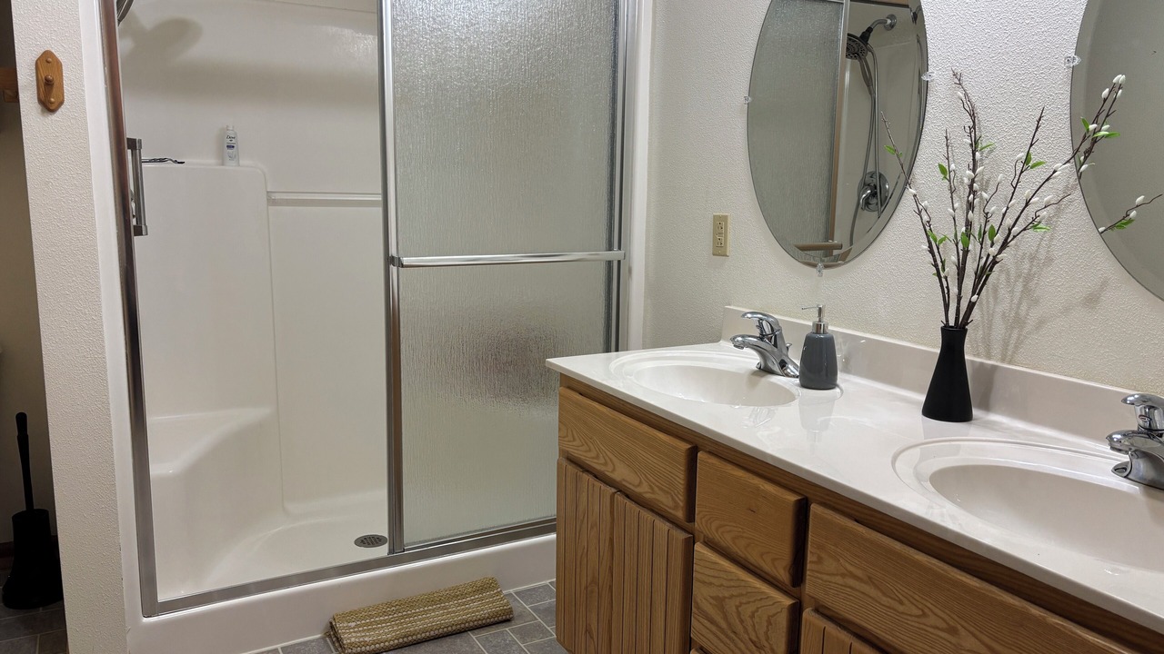 Photo of Bathroom in Cloudcroft