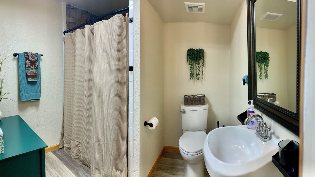 Photo of Bathroom in Cloudcroft