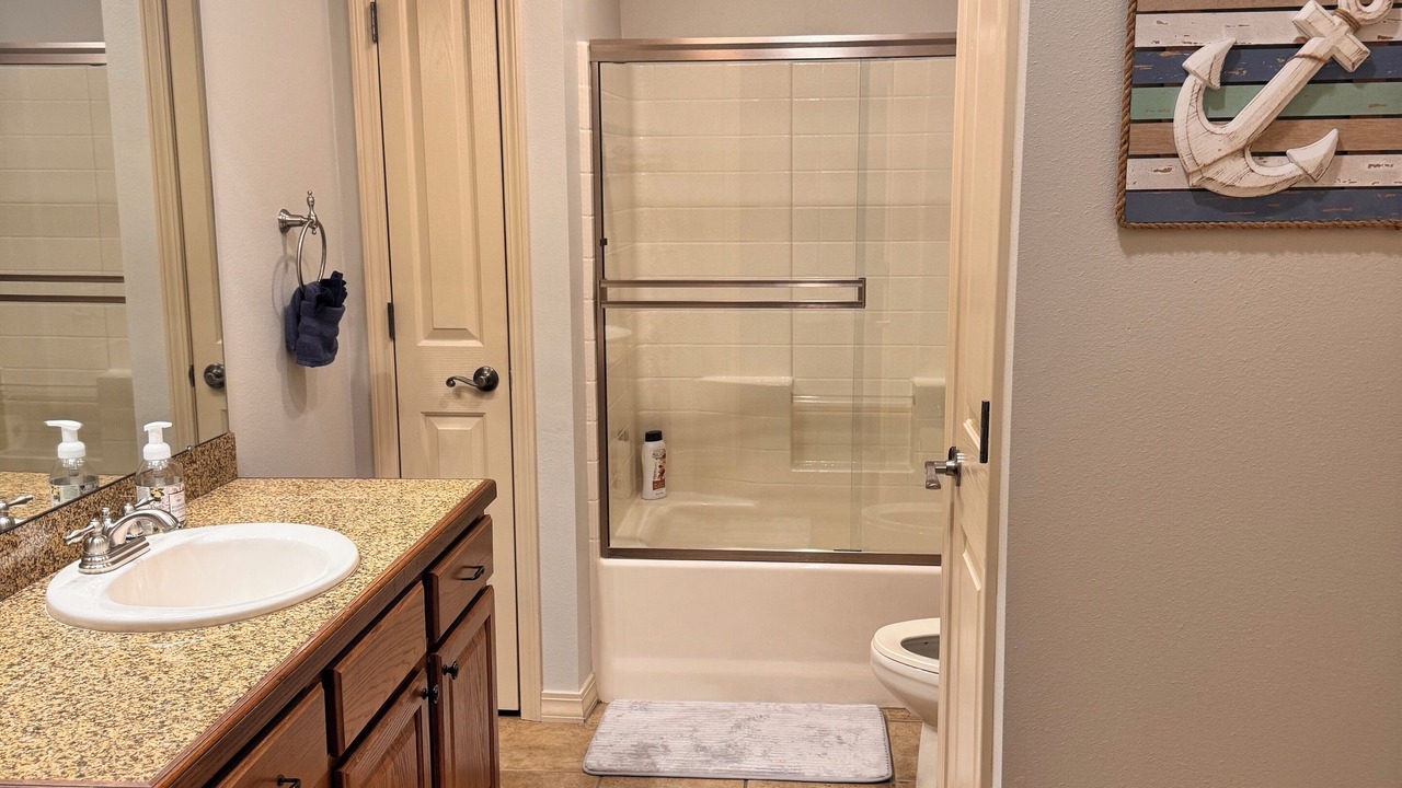 Photo of Bathroom in Hollister