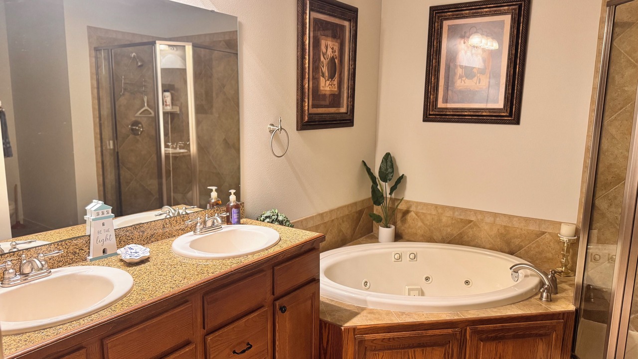 Photo of Bathroom in Hollister