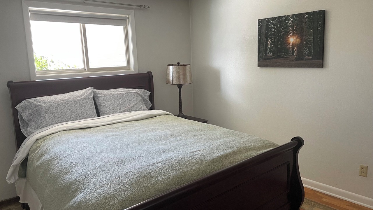 Photo of Bedroom in Stayton