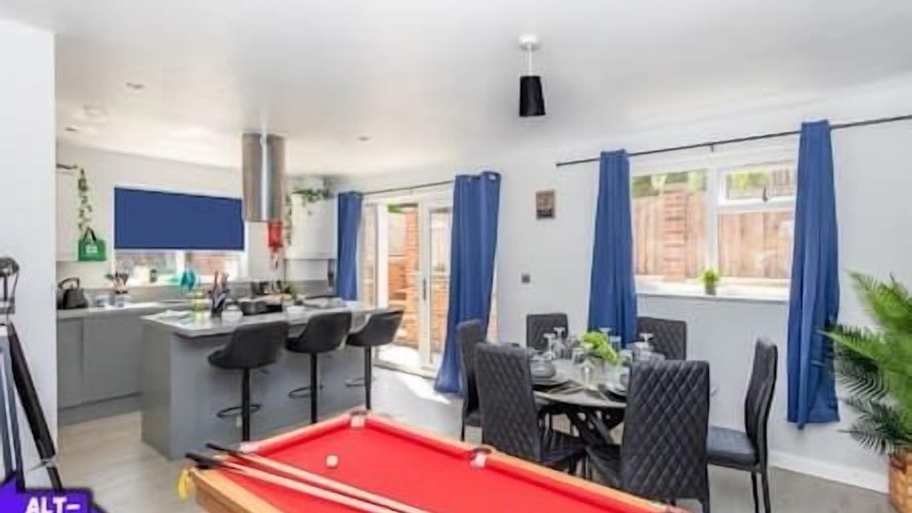 Photo of Others in Leeds