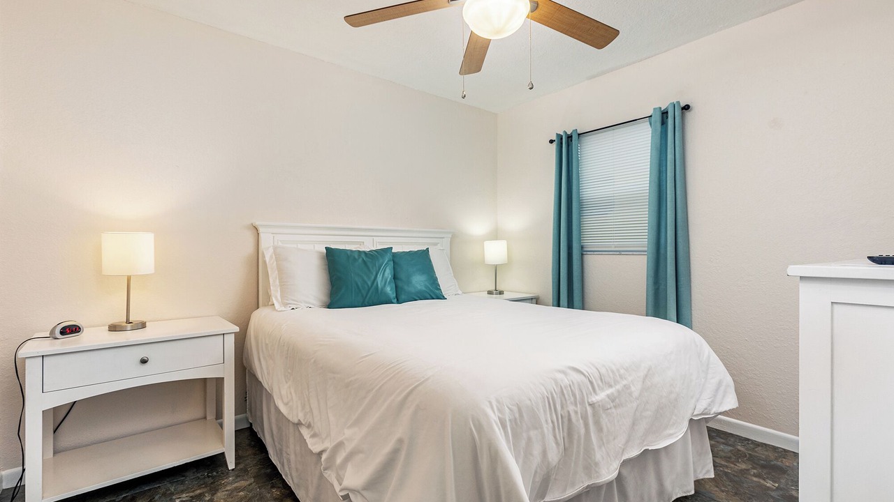 Photo of Bedroom in Tarpon Springs