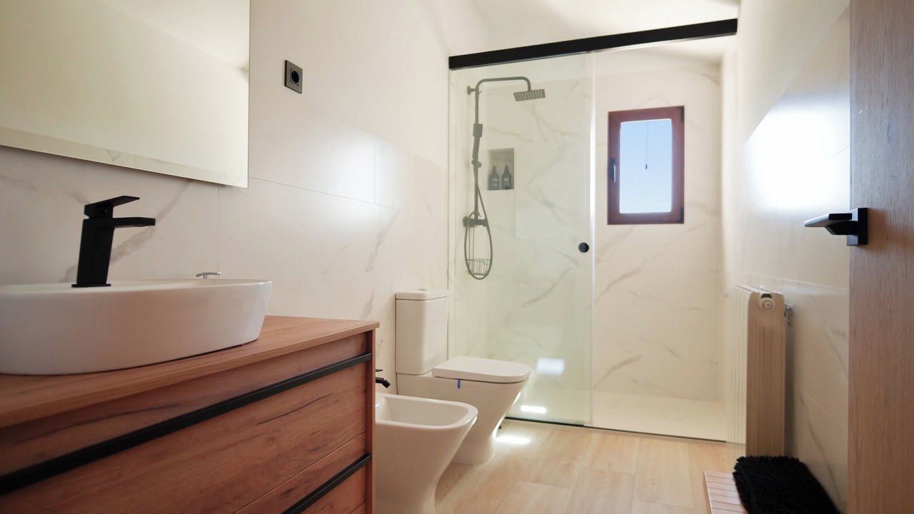 Photo of Bathroom in Onil