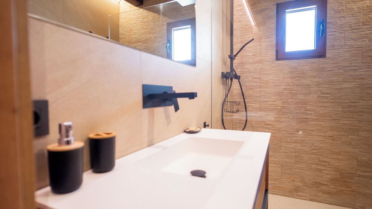 Photo of Bathroom in Onil