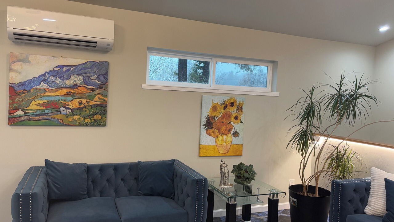 Photo of Livingroom in Willits