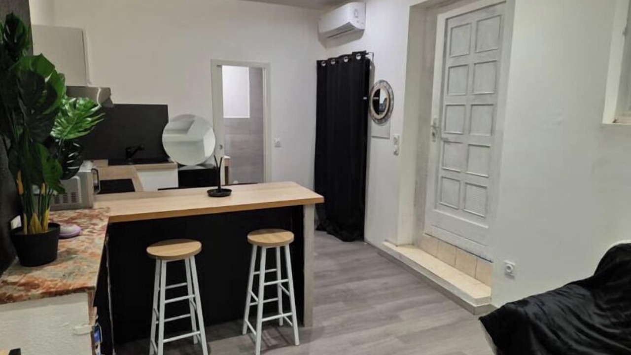 Photo of Others in Antigone