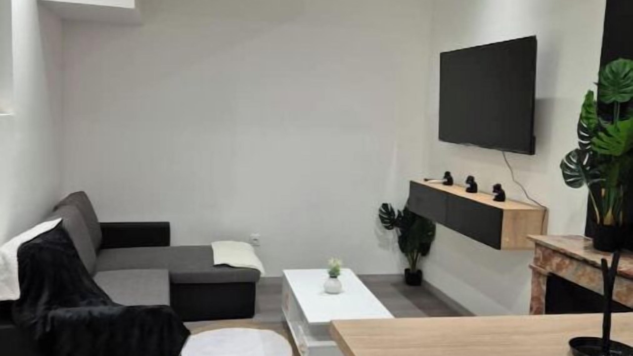 Photo of Livingroom in Antigone