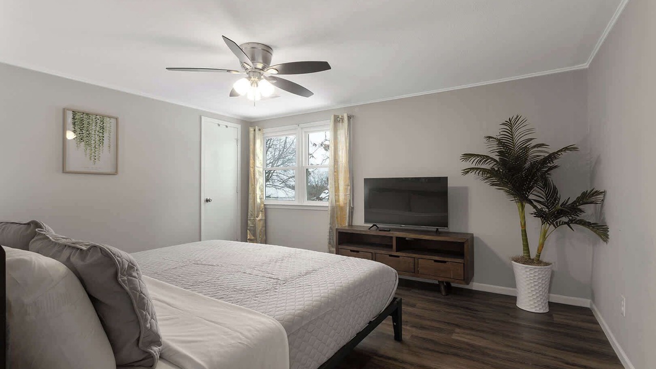 Photo of Bedroom in Liberty