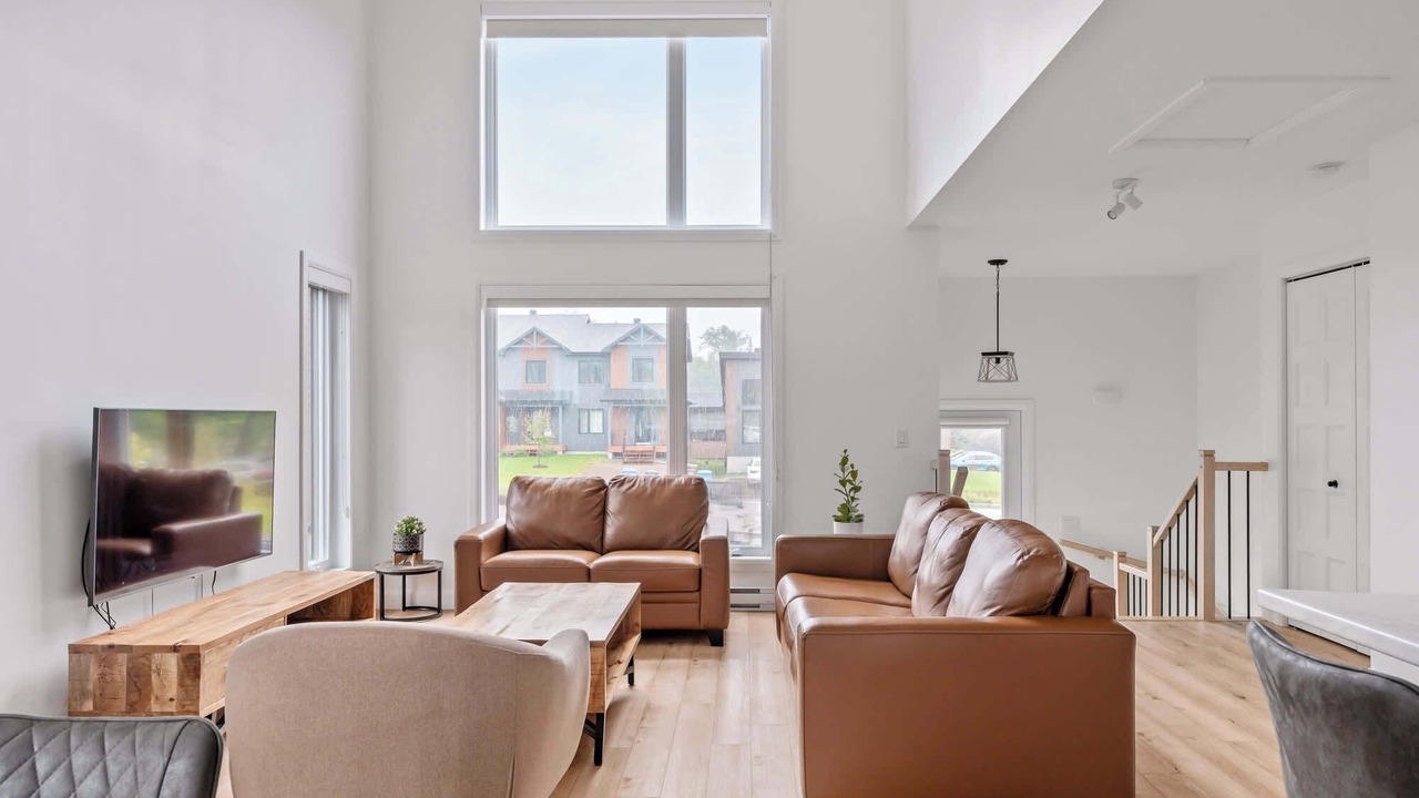 Photo of Livingroom in Stoneham