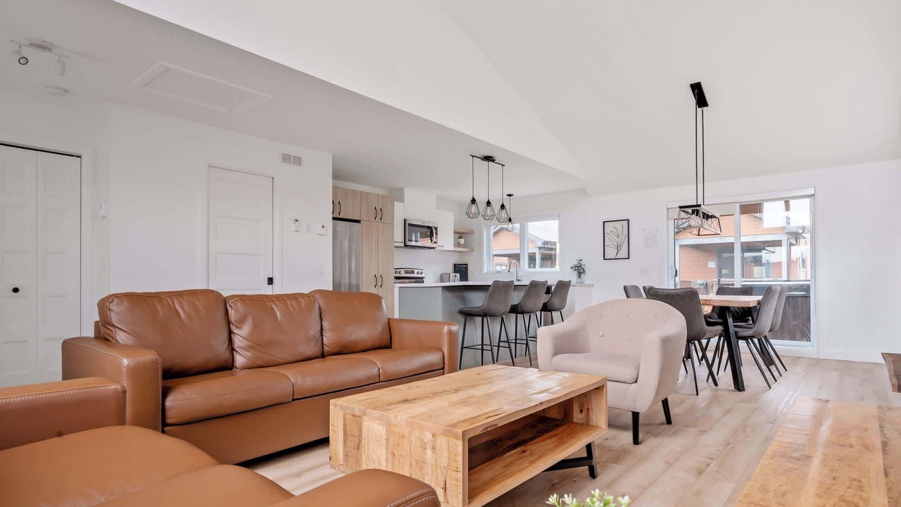Photo of Livingroom in Stoneham