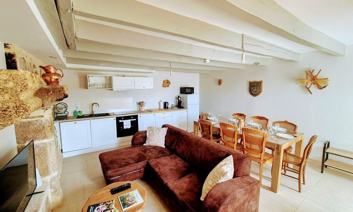 Photo of Livingroom in Saint-Michel-Mont-Mercure