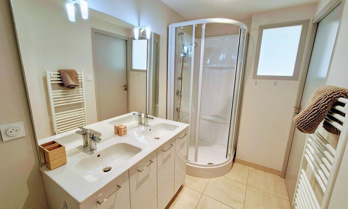 Photo of Bathroom in Saint-Michel-Mont-Mercure