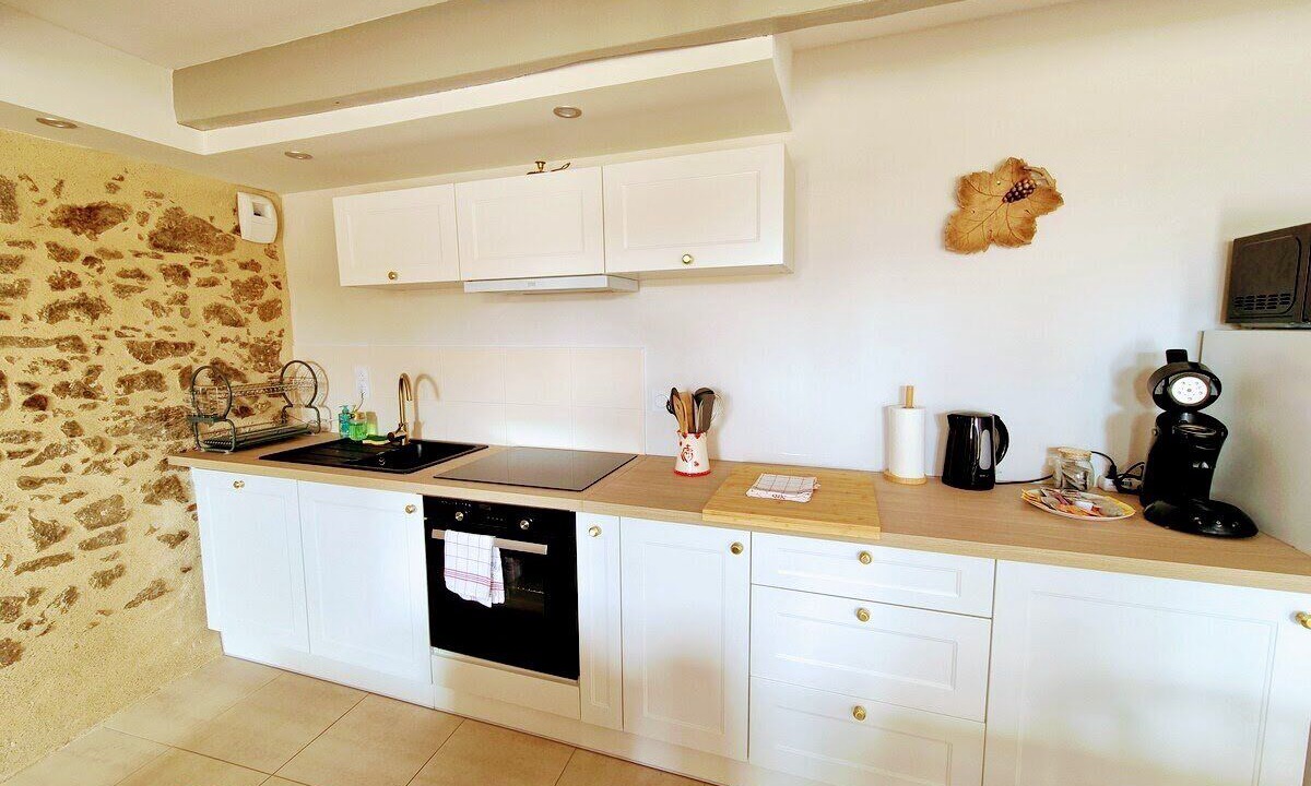 Photo of Kitchen in Saint-Michel-Mont-Mercure