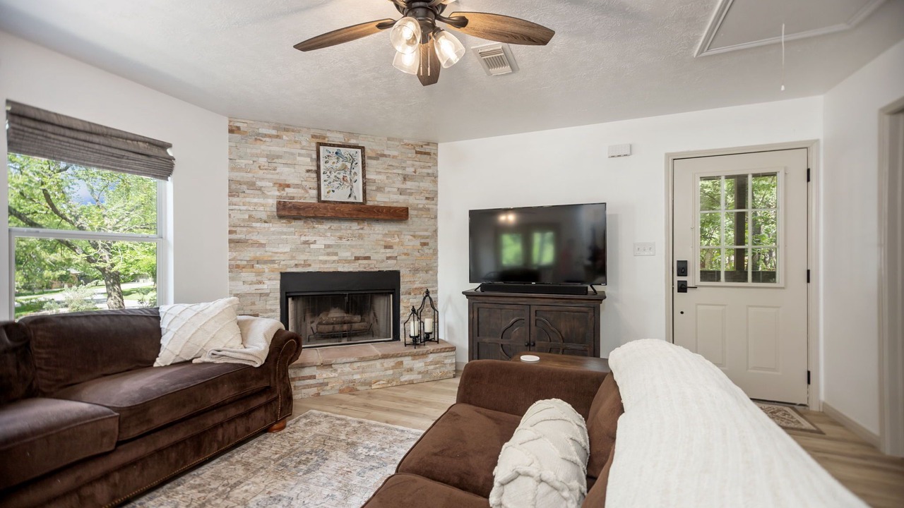 Photo of Livingroom in Cape Royale