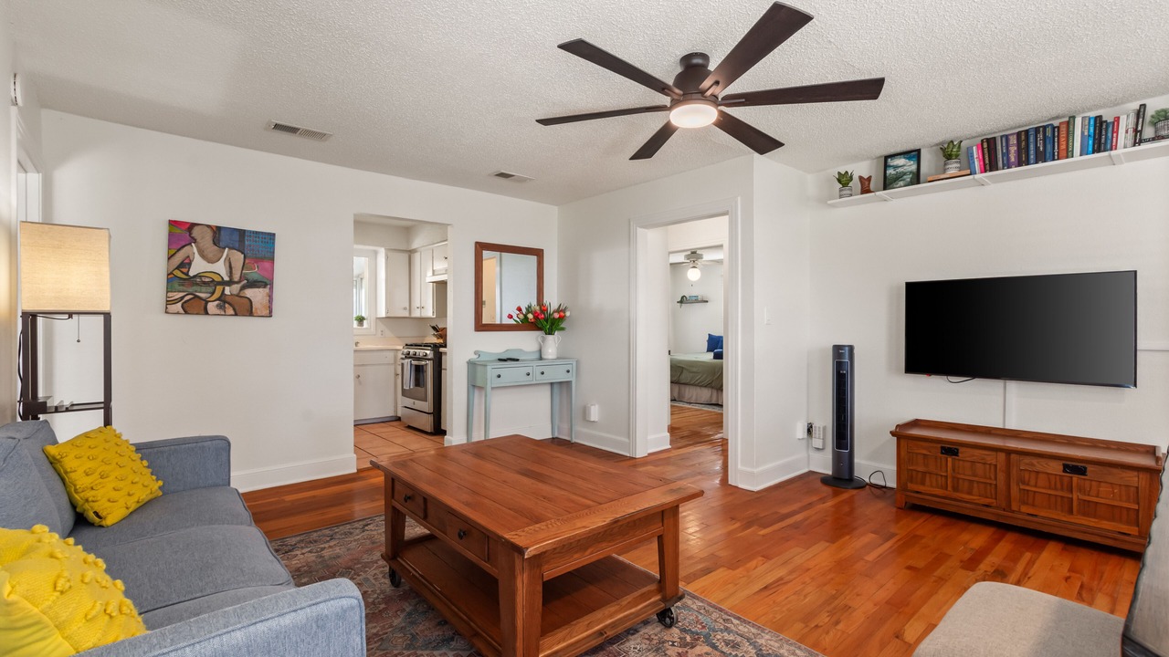 Photo of Livingroom in Crestview