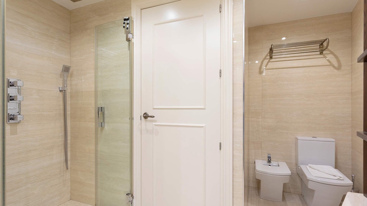 Photo of Bathroom in La Trinidad-San Juan y Todos los Santos