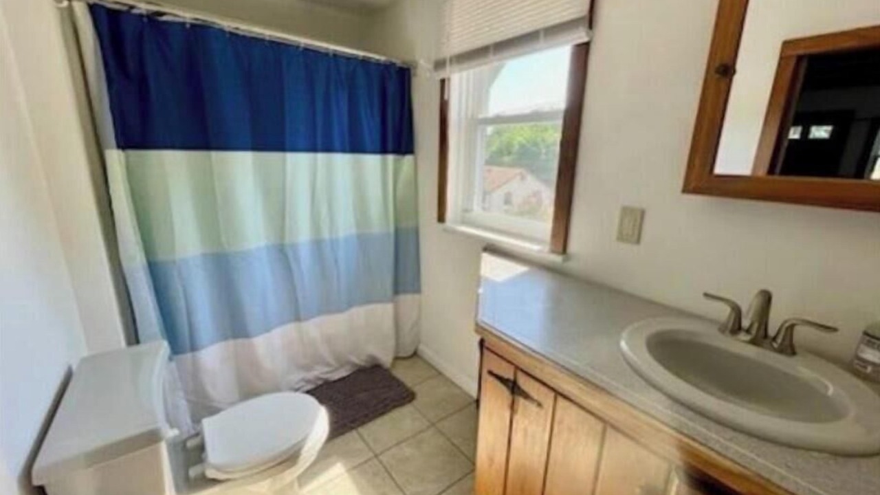 Photo of Bathroom in Beacon