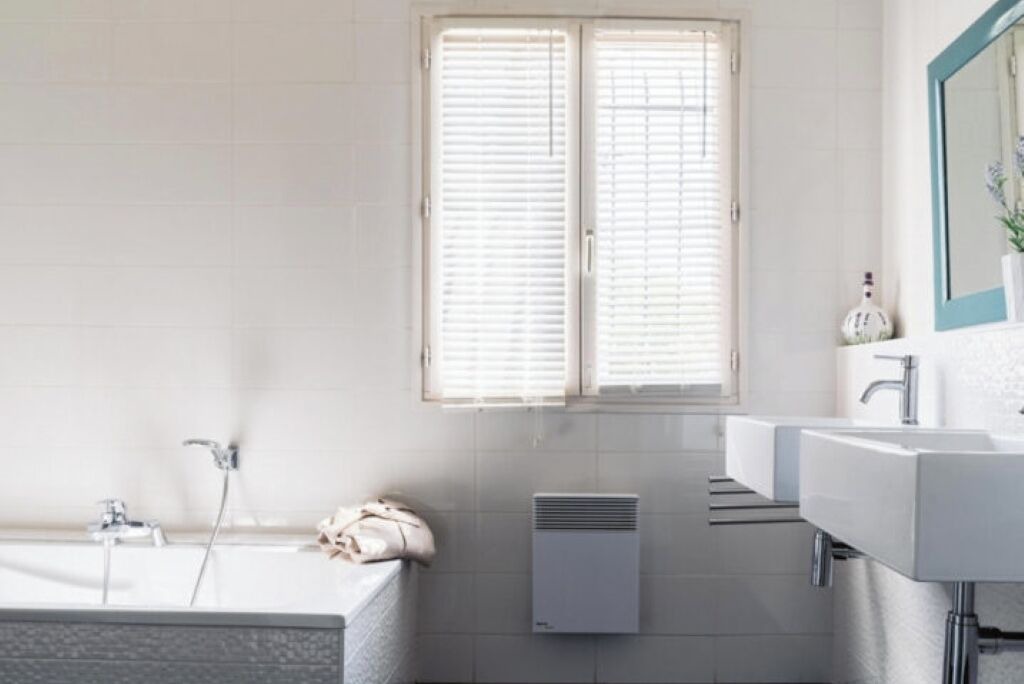 Photo of Bathroom in Caunes-Minervois