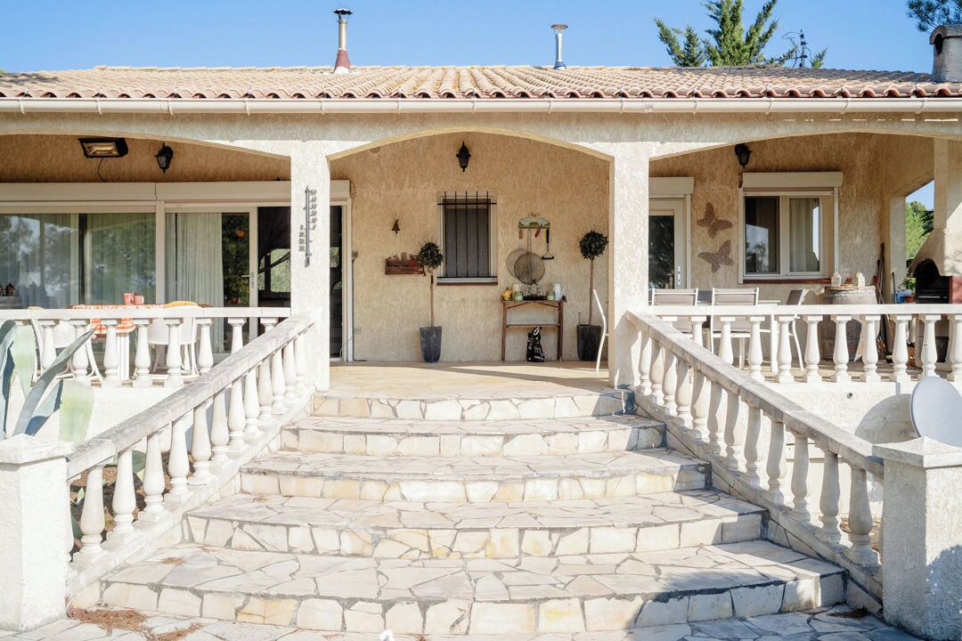 Photo of Patio Balcony in La Liviniere