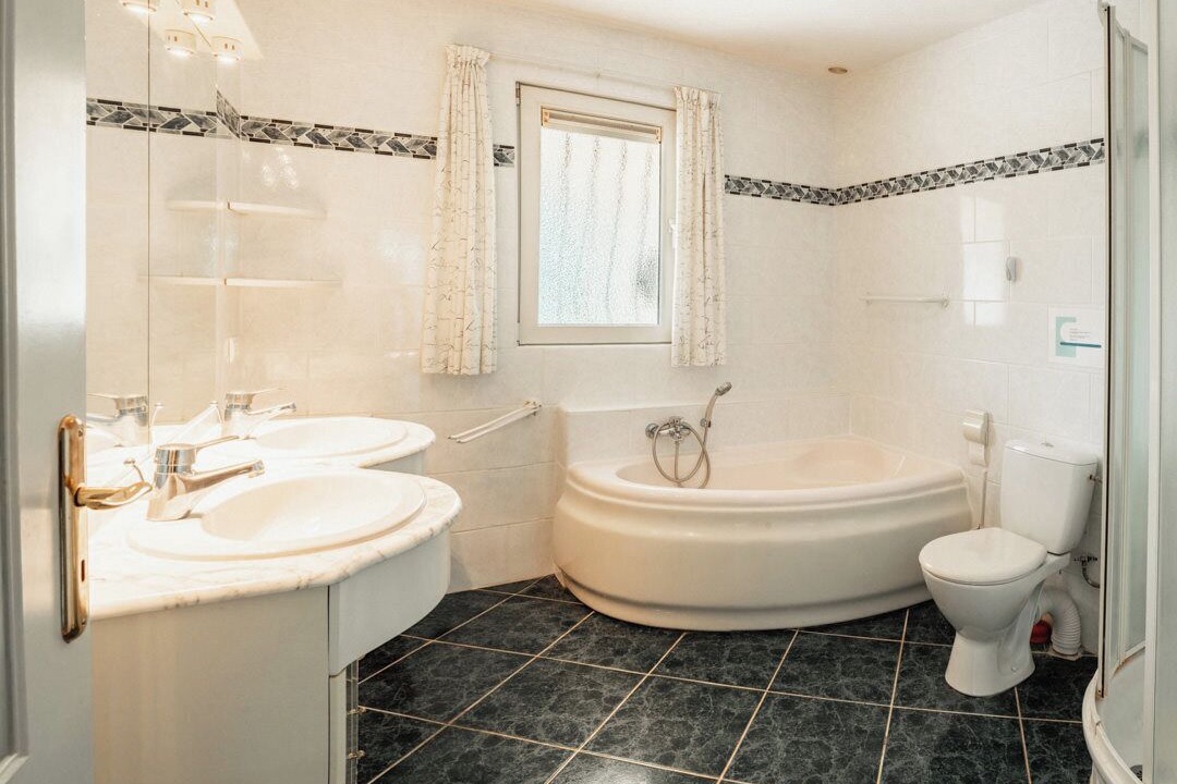 Photo of Bathroom in La Liviniere