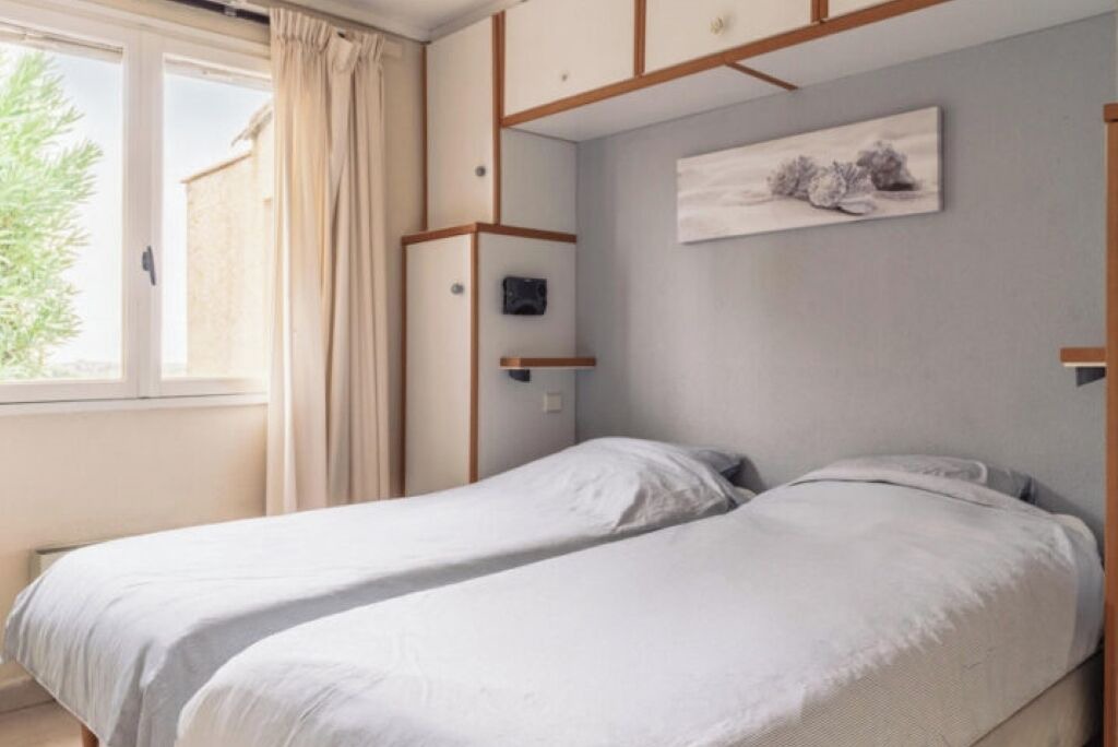 Photo of Bedroom in Pouzols-Minervois