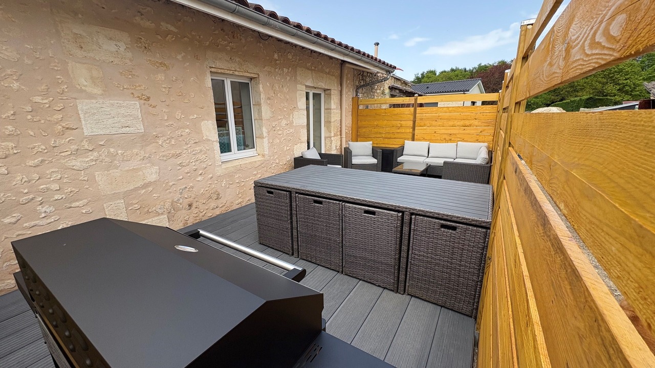 Photo of Patio Balcony in Saint-Laurent-de-Medoc