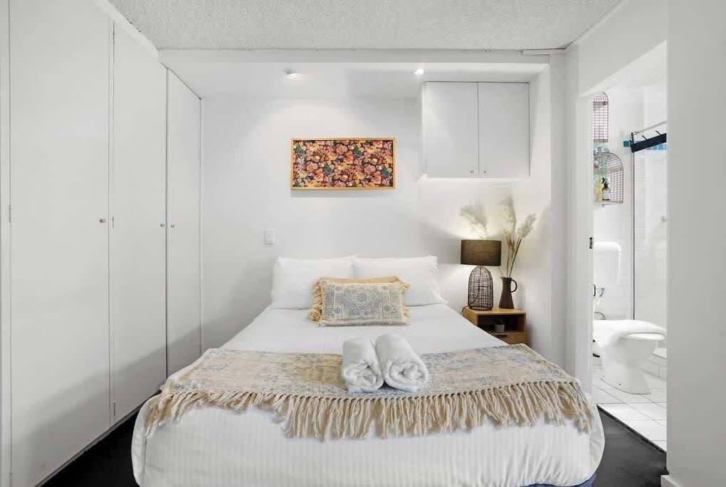 Photo of Bedroom in St Kilda West