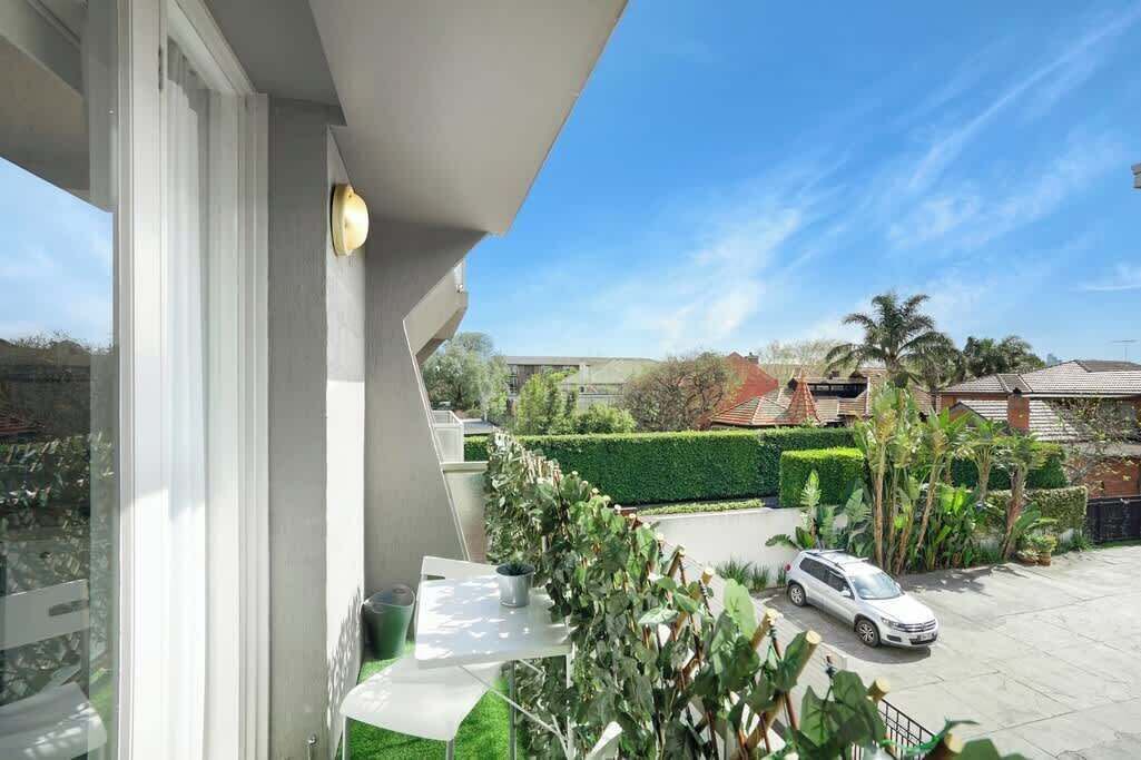 Photo of Outdoor in St Kilda West