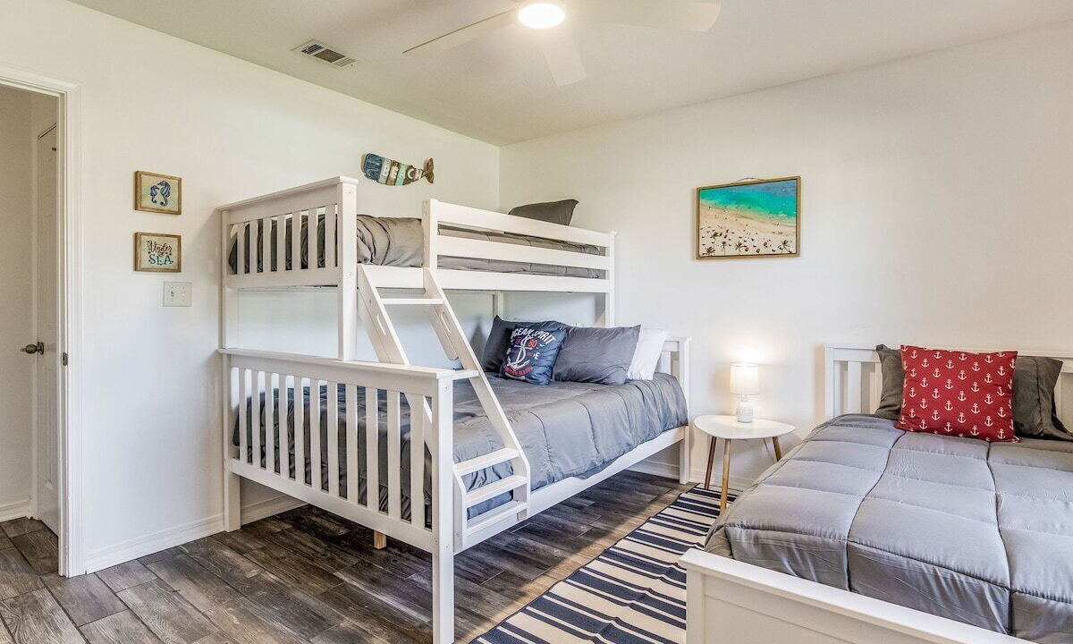 Photo of Bedroom in Gulf Breeze