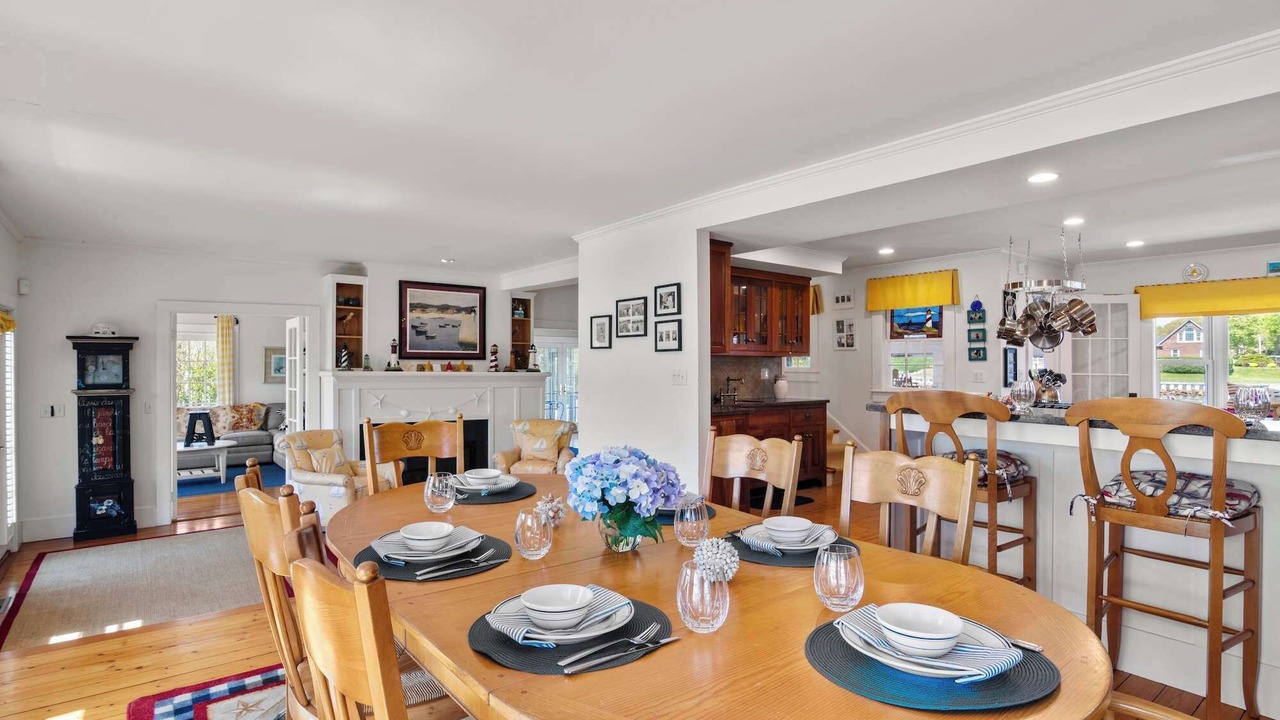Photo of Livingroom in Centerville