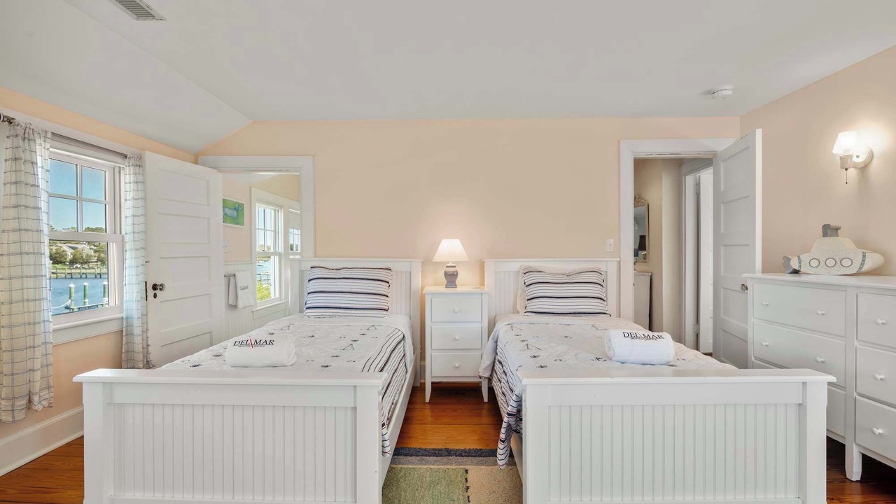 Photo of Bedroom in Centerville