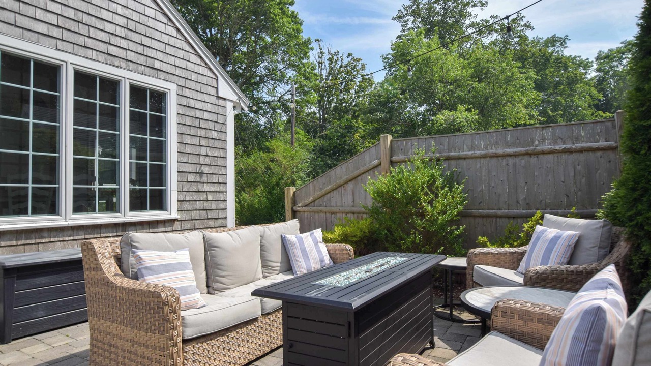 Photo of Patio Balcony in Yarmouth Port